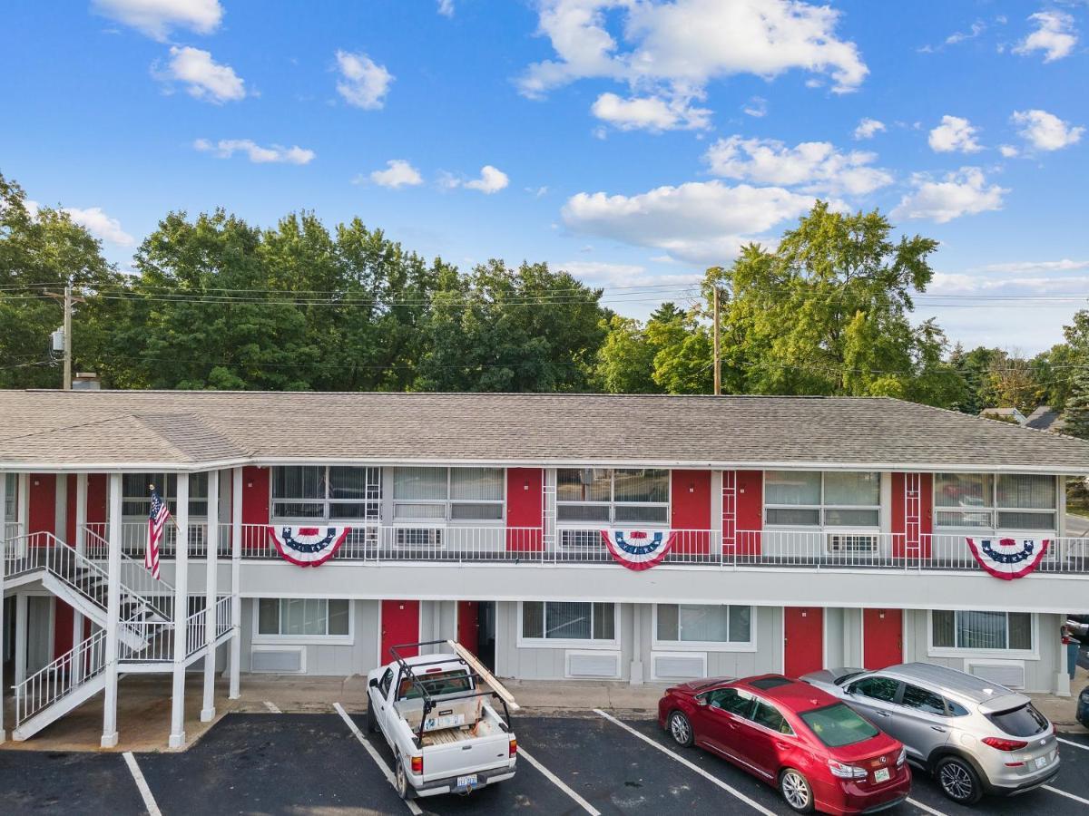 Grand Traverse Motel Traverse Stadt Exterior foto