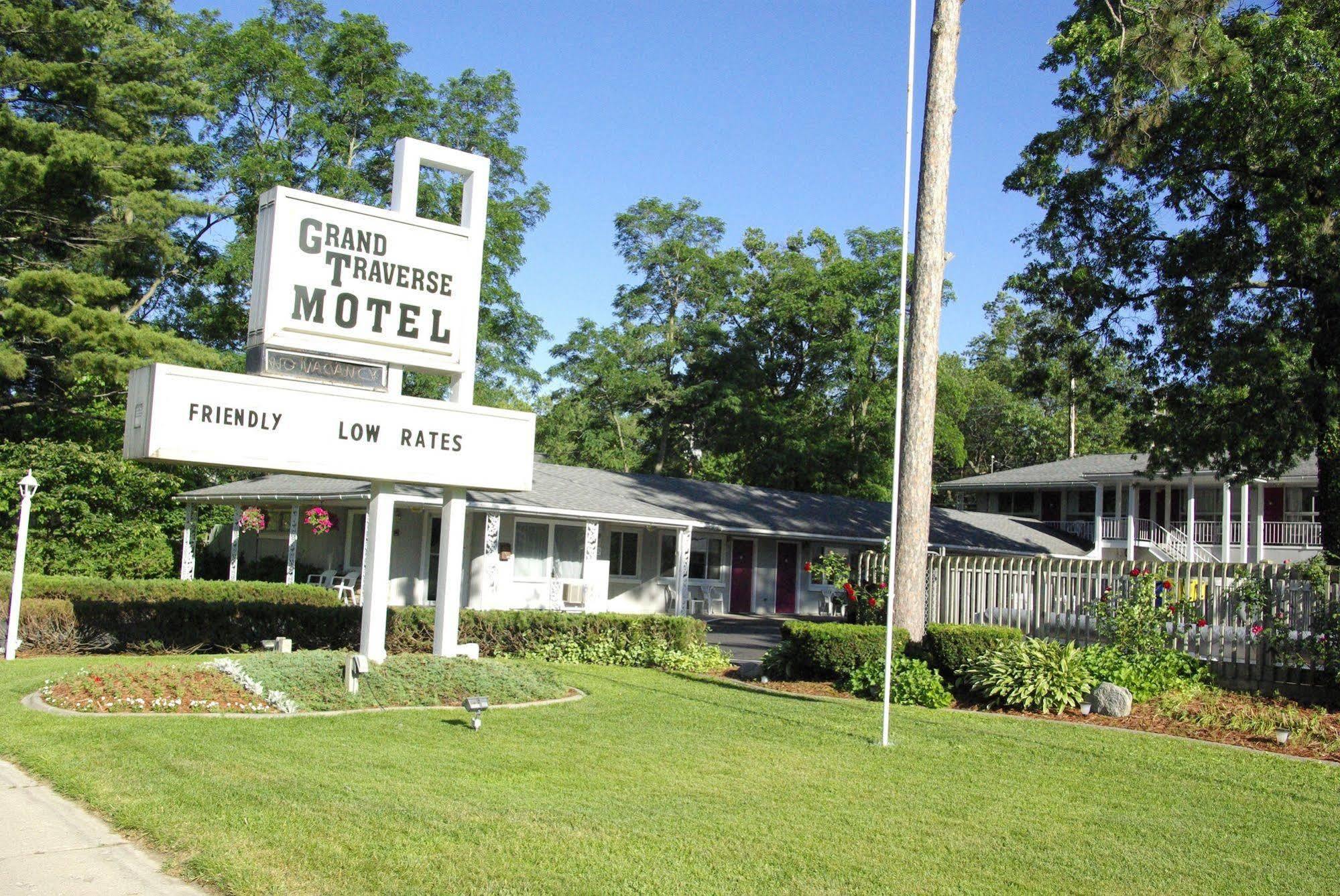 Grand Traverse Motel Traverse Stadt Exterior foto